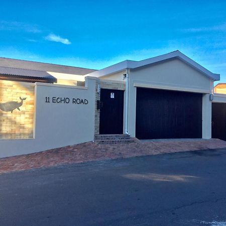 A Whale Of A Time Apartment Fish Hoek Luaran gambar